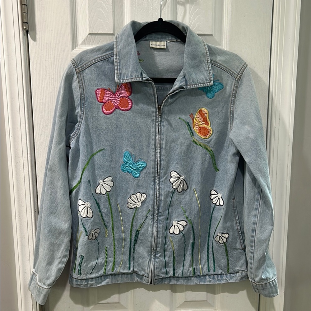 White Stag Light Blue Embroidered whimsical vintage Denim Jacket